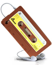 Coque iphone 4 rétro Cassette marron